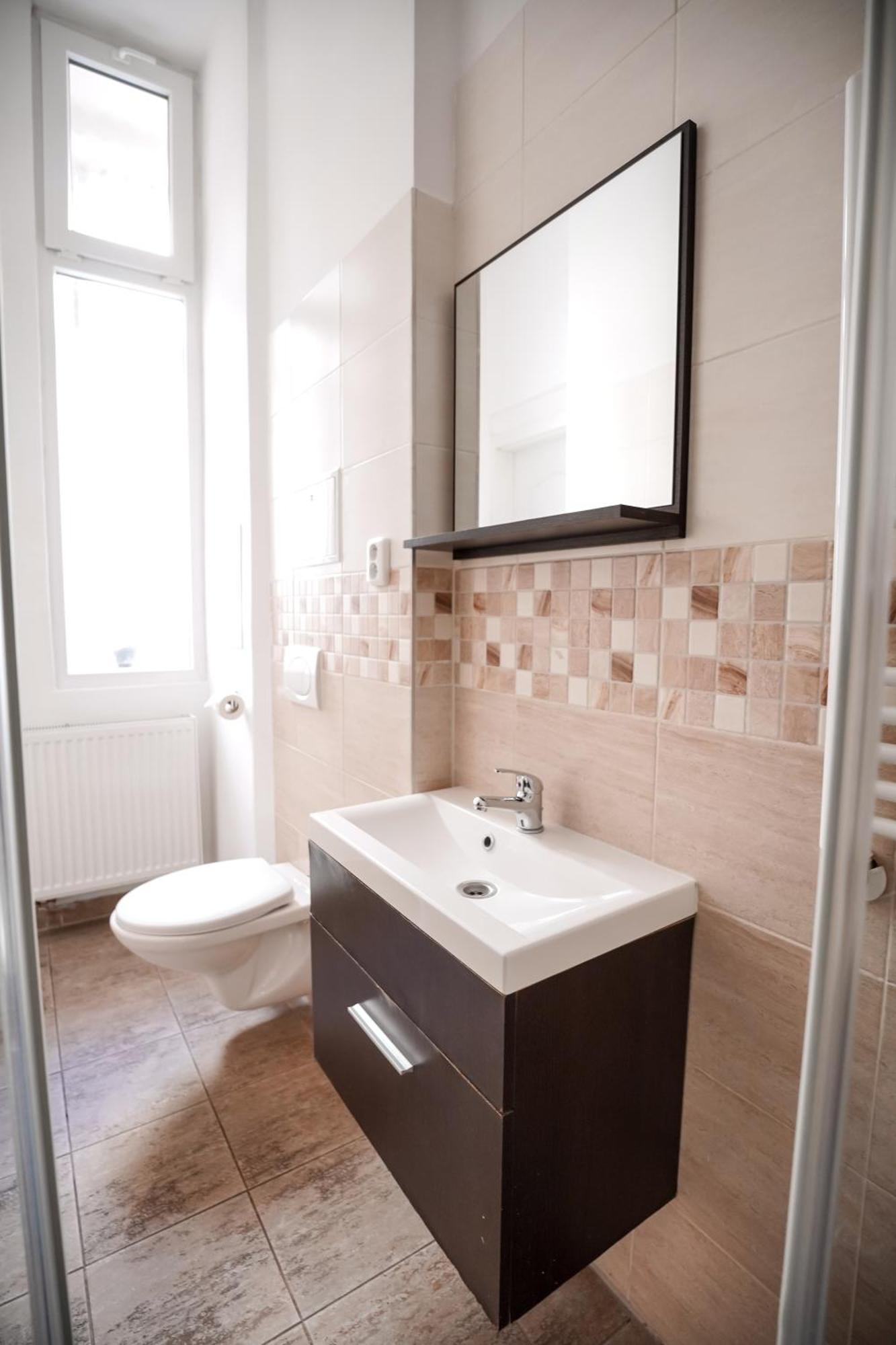 Elegant & Stylish Center Apartments! براغ المظهر الخارجي الصورة