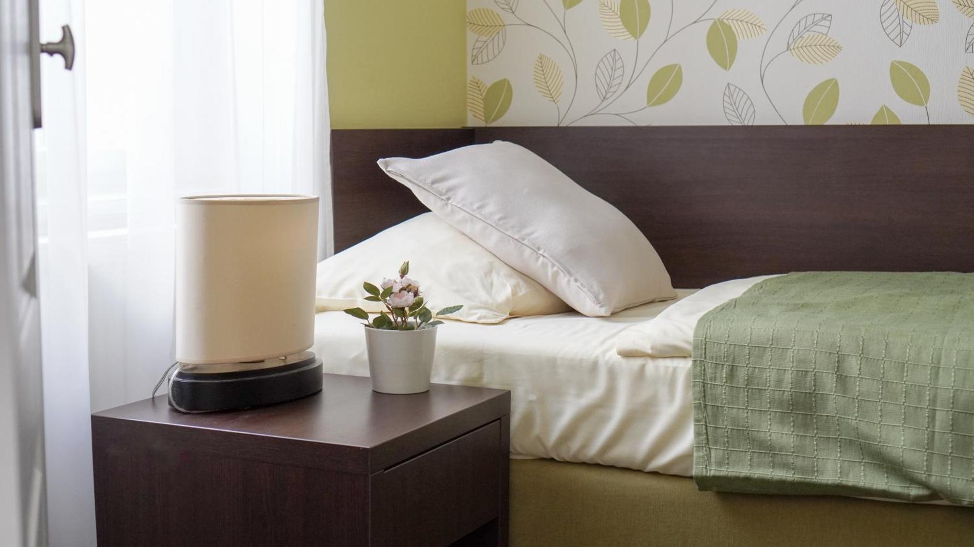 Elegant & Stylish Center Apartments! براغ المظهر الخارجي الصورة