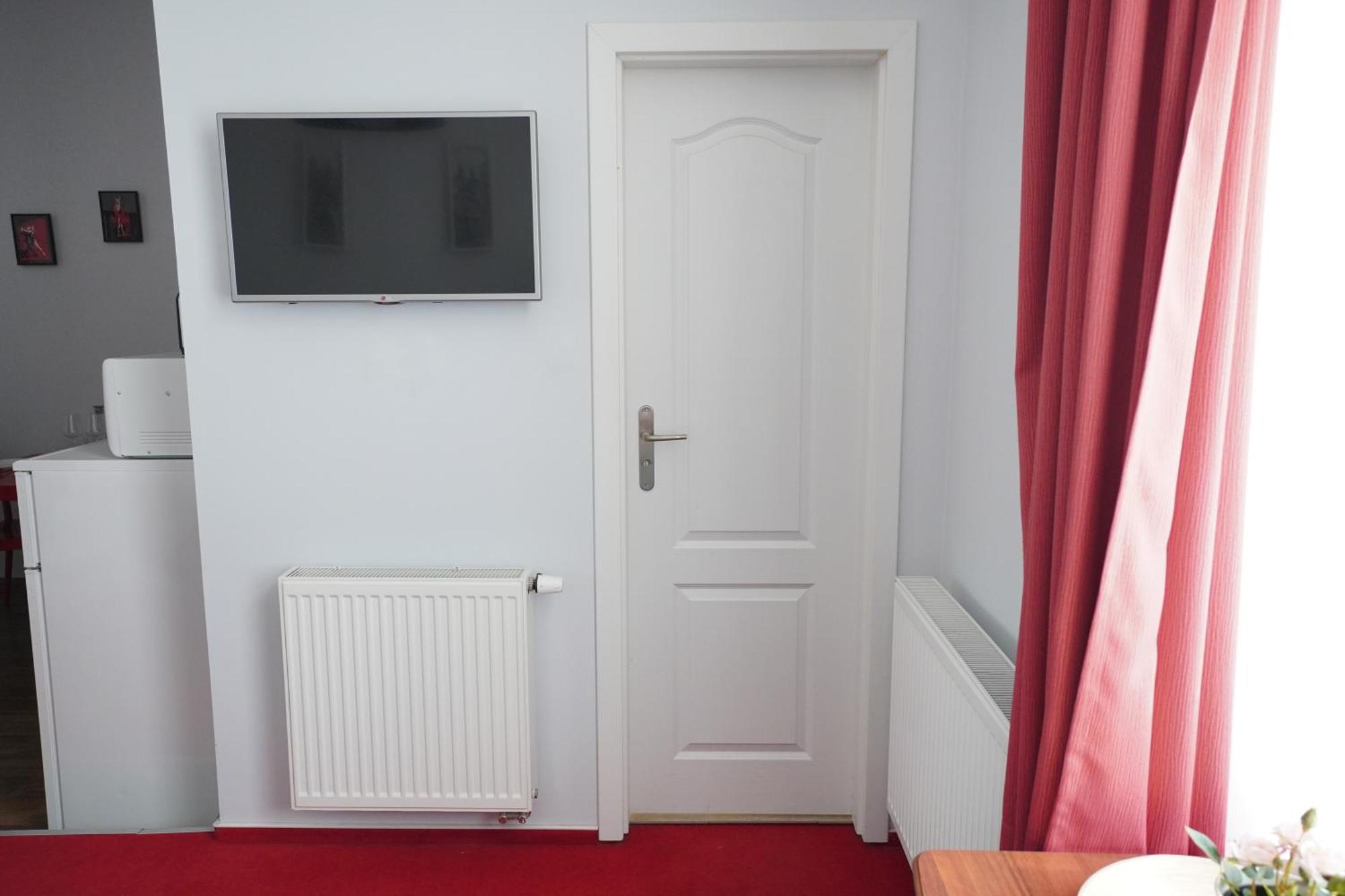 Elegant & Stylish Center Apartments! براغ المظهر الخارجي الصورة